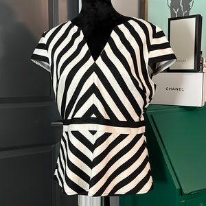 Ann Taylor work v neck peplum